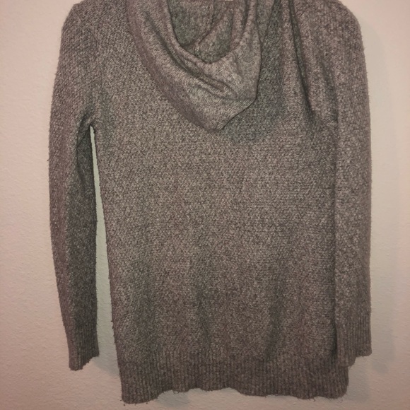 American Eagle Grey Hooded Sweater - Size Medium - Picture 2 of 2